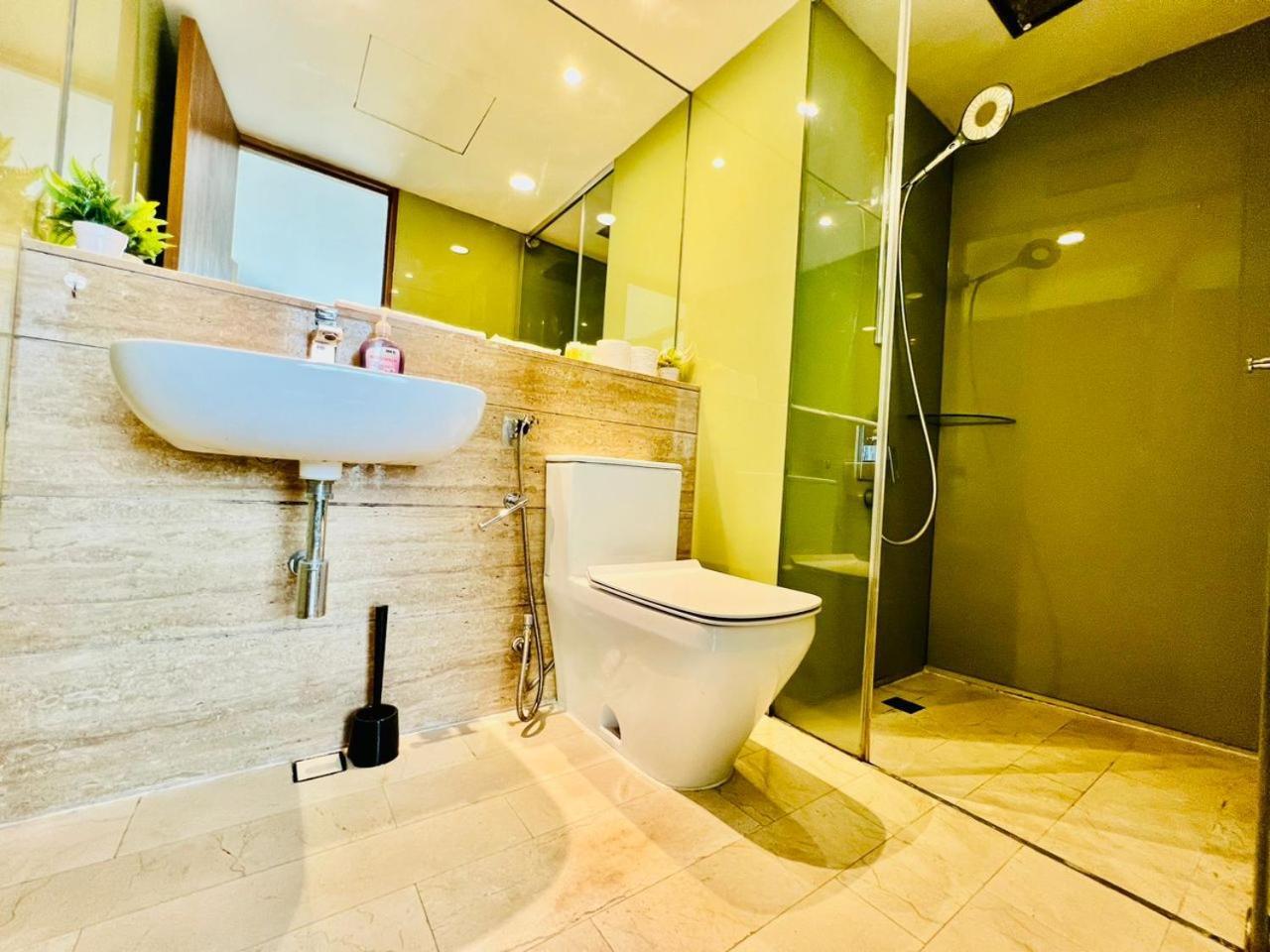 Vortex Suites Klcc By Moonlight Kuala Lumpur Eksteriør billede